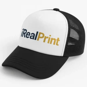 Șapcă neagră inscripționată – față albă personalizată iRealPrint, cozoroc negru și plasă laterală neagră