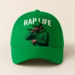 Șapcă verde personalizată cu design RAP LIFE – imprimare clară prin transfer termic, stil urban și vizibilitate puternică
