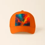 Șapcă portocalie personalizată cu poză abstractă colorată – fundal vibrant, contrast ridicat, design artistic pentru impact vizual și branding energic