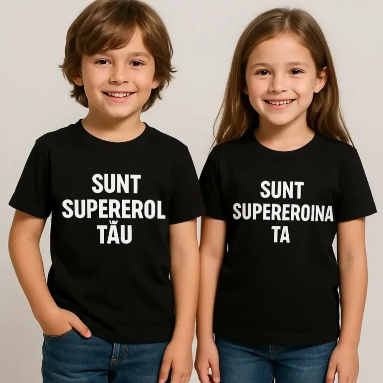 Tricou copii negru personalizat – mesaj „Sunt supereroul tău / Sunt supereroina ta” imprimat alb, contrast puternic, bumbac de calitate