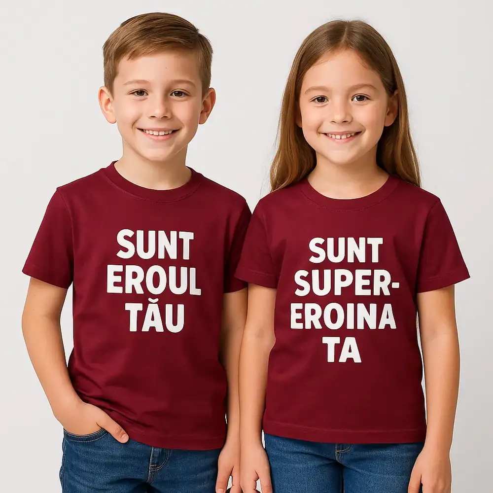 tricou-copii-personalizat-garnet-supereroi-pereche-design-amuzant Tricou copii personalizat garnet iRealPrint – vedere frontală pe fundal alb, material bumbac premium, nuanță roșu închis intens, croială unisex, design simplu pregătit pentru personalizare de impact.