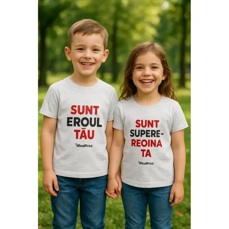 Tricou copii personalizat gri deschis iRealPrint – model unisex pentru băiat și fată, mesaj Sunt Eroul Tău și Sunt Supere eroina Ta, fundal natural, stil clar și elegant, ideal pentru personalizări vizibile și contrast vizual perfect.