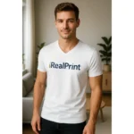 Tricou bărbați alb cu anchior în V personalizat cu logo, look curat și stil modern elegant