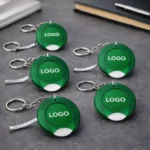 breloc promoțional verde cu fisă de cumpărături personalizat cu logo, set multiple bucăți pentru campanii retail și marketing
