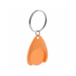 Breloc cu fisă din plastic pentru cărucior personalizat portocaliu, produs izolat cu inel metalic, obiect promoțional rezistent pentru branding accesibil și utilizare zilnică
