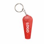 Breloc multifuncțional roșu cu fluier și lanternă, fotografie produs pe fundal alb pentru catalog e-commerce și prezentare clară