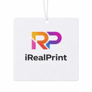 Odorizant auto patrat personalizat cu logo, prezentare produs pe fundal alb si design clar pentru branding eficient