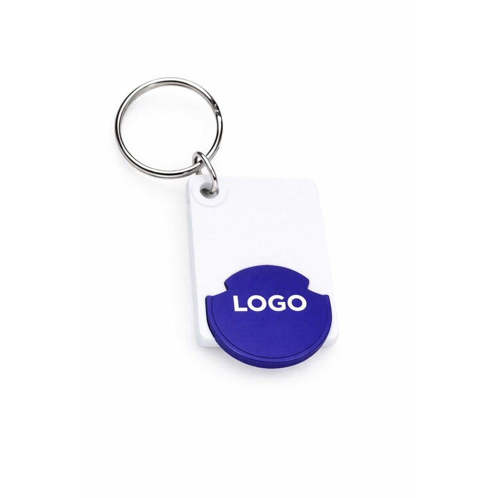 breloc-dreptunghiular-fisa-cumparaturi-personalizat-alb-lifestyle-chei-auto Breloc dreptunghiular alb cu fisă de cumpărături personalizată, folosit la chei auto în context lifestyle de utilizare zilnică