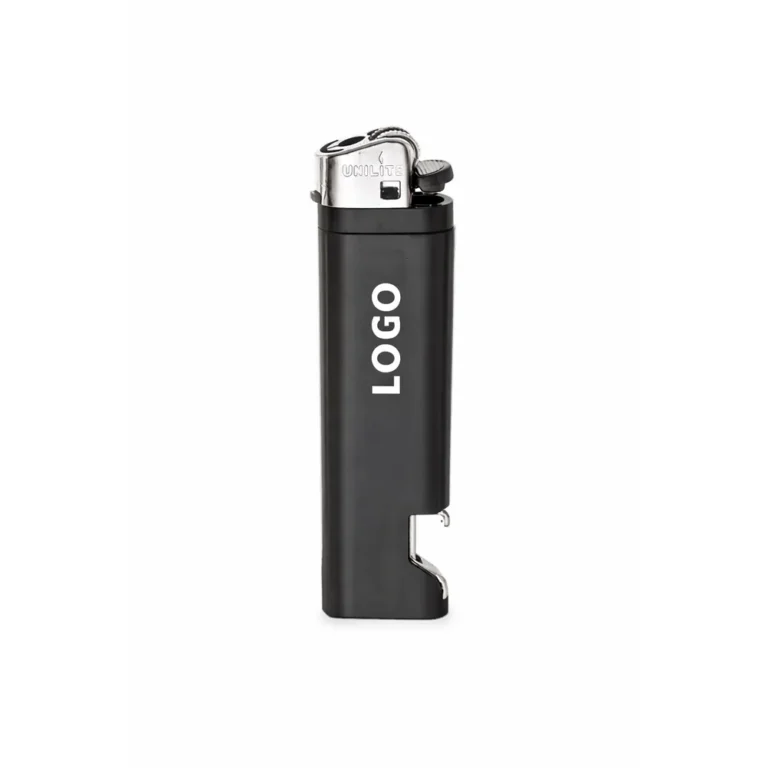 Brichetă tip BIC cu desfăcător personalizată negru, vedere frontală pe fundal neutru, produs promoțional 2 în 1 cu logo contrastant, ideal pentru branding corporate și HoReCa premium.
