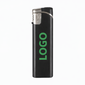 Brichetă slim personalizată negru cu logo verde imprimat frontal, prezentare produs pe fundal neutru, brichetă promoțională elegantă pentru branding corporate și personalizare prin tampografie sau print UV.