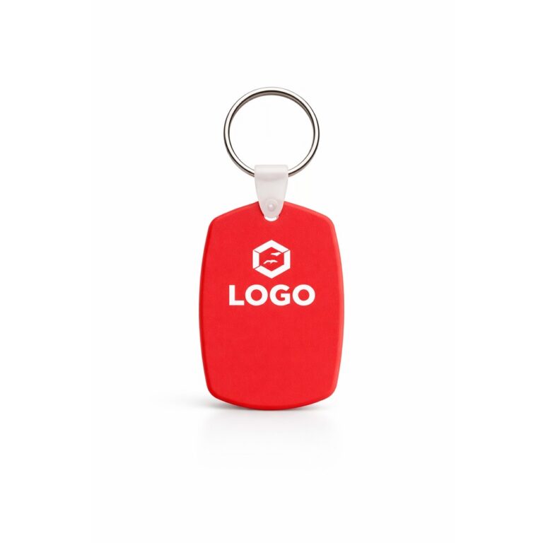 Breloc din plastic personalizat roșu cu inel metalic pentru chei și logo imprimat, accesoriu promoțional cu impact vizual puternic pe fundal neutru