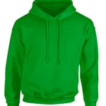 Hanorac bărbați verde Irish prezentat frontal pe fundal neutru, croială modernă cu glugă și buzunar kangaroo