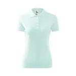 Grup de femei purtând tricouri polo damă frost personalizate cu logo iRealPrint la eveniment în aer liber, imagine de echipă cu branding vizibil
