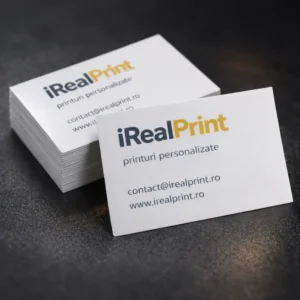 Cărți de vizită personalizate cu laminare mată și design minimalist, ideale pentru companii și profesioniști care doresc o identitate vizuală elegantă