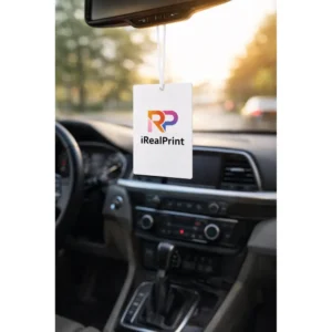 Odorizant auto dreptunghiular personalizat suspendat in masina, vizibilitate buna si branding constant in utilizare zilnica