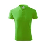 Tricou polo bărbați personalizat verde măr prezentat frontal pe fundal neutru pentru evidențierea culorii vibrante și a zonei de personalizare