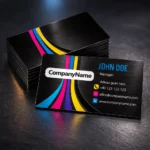 Cărți de vizită metalice onyx personalizate din aluminiu de 0,32 mm prezentate în prim-plan, evidențiind textura metalică și contrastul culorilor