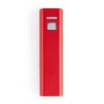Power bank roșu personalizat conectat la telefon, imagine de utilizare reală ce evidențiază funcționalitatea și utilitatea zilnică în campanii marketing
