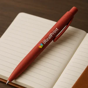 Pix sustenabil din paie de grau rosu personalizat cu logo obiect promotional eco pentru campanii de marketing sustenabil