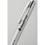Pix metalic aluminiu Hello argintiu cu logo companie gravat pe corpul produsului, detaliu pix promoțional metalic pentru branding vizibil și personalizare premium
