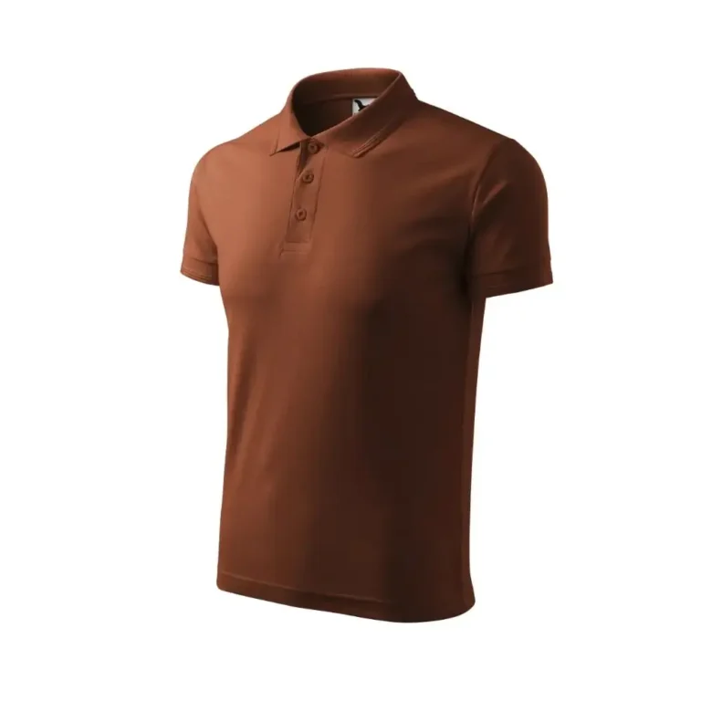 Tricou polo bărbați culoare ciocolată văzut din perspectivă laterală cu design modern și croială masculină pentru branding profesional