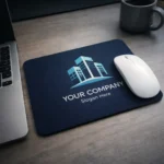 Mouse pad dreptunghiular personalizat prezentat în mai multe variante de design cu fotografie, logo sau grafică creativă pentru birou și cadouri personalizate