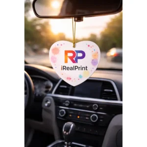 Odorizant auto in forma de inima personalizat cu logo iRealPrint, suspendat in masina pentru vizibilitate constanta
