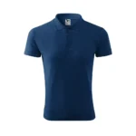 Tricou polo bărbați personalizat albastru nocturn prezentat frontal pe fundal neutru pentru evidențierea culorii și a suprafeței de personalizare