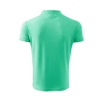 Spate tricou polo bărbați personalizat verde mentă prezentat pe fundal neutru pentru evidențierea croielii și a spațiului de personalizare pe spate