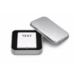 Cutie metalică pentru brichetă tip Zippo personalizată cu text, ambalaj premium pentru cadou personal elegant și protecție sigură.