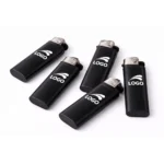 Set de brichete tip BIC personalizate negre cu logo, prezentare produs promoțional pentru branding corporate și distribuție în campanii promoționale.