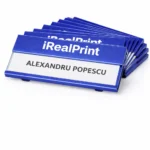 Set ecusoane metalice albastre din aluminiu pentru echipa, personalizare uniforma pentru branding coerent si imagine profesionala