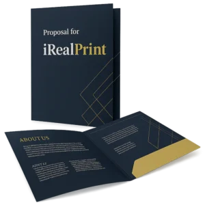 Mapă personalizată cu design corporate elegant, exterior minimalist și interior personalizat pentru documente business