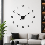 Ceas de perete mare personalizat cu logo Onyx montat in living modern, ideal pentru decor premium in birouri si spatii corporate elegante