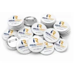 Insigne personalizate 33mm in volum mare pentru firme, solutie ideala pentru distributie rapida si impact vizual extins