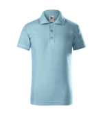 Tricou polo personalizat copii albastru deschis vedere fata, model premium pentru uniforme scolare si activitati educationale